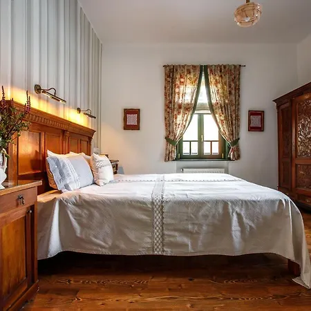 Kosbor Panzio 3*