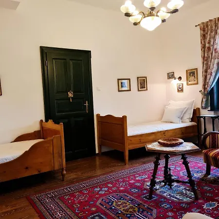 Bed & Breakfast Kosbor Panzio 3*