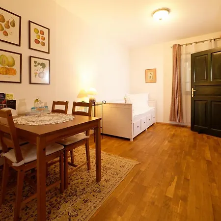 Kosbor Panzio Bed & Breakfast