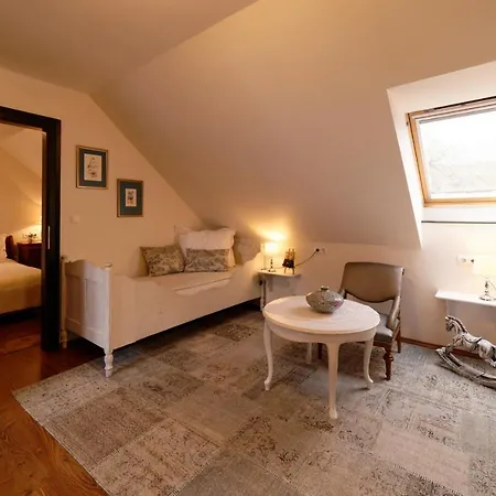 Kosbor Panzio 3*