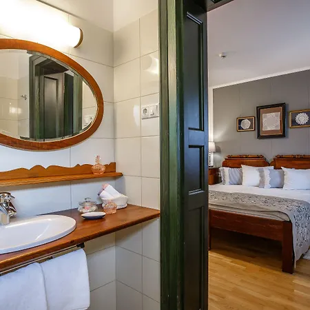 Bed & Breakfast Kosbor Panzio Magyarszombatfa