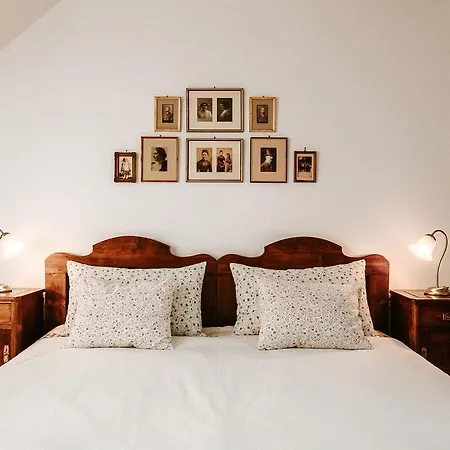 Bed & Breakfast Kosbor Panzio 3*
