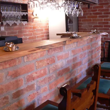 Kosbor Panzio Bed & Breakfast