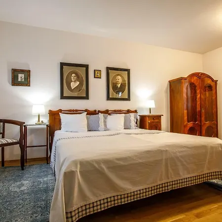 Kosbor Panzio B&B