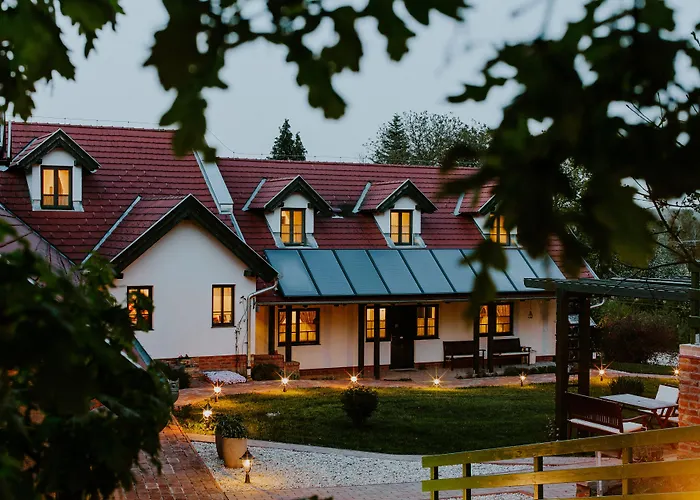 Kosbor Panzio Bed and Breakfast