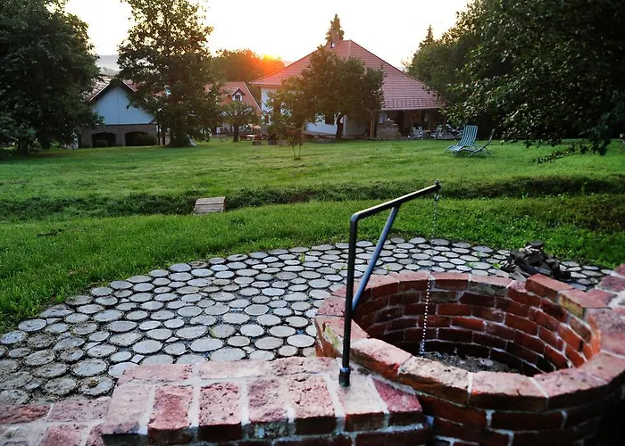 Kosbor Panzio Magyarszombatfa